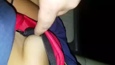 Enjoying Watching Sexy Boobs Of Drunk Desi Chick In Car