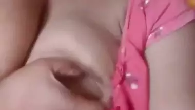Bengali girl naked boobs show viral selfie