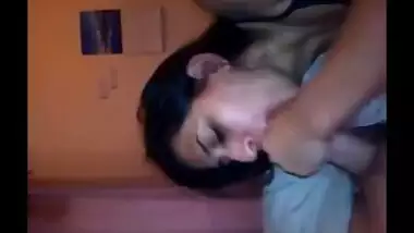 Desi porn video of sexy Indian girl Roshni giving blowjob