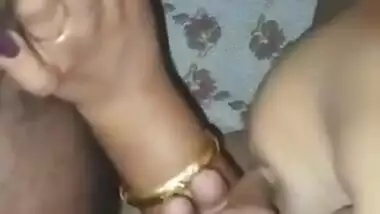 Desi Bhabhi Blowjob