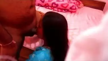Desi married Bhabhi sucking Devar dick