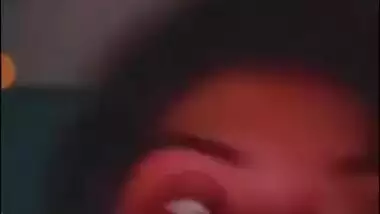 Bangladeshi college girl showing boobs on video call