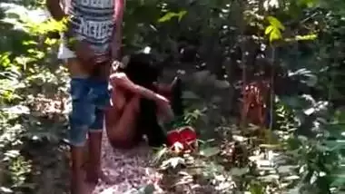 Lover Outdoor Fucking Caught By Village Guy