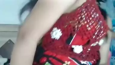 Sunny Bhabi Showing Boobs on Chaturbate Live