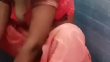 Bathing village wife sexy video