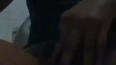 Today Exclusive- Cute Lankan Girl Showing Her Pussy