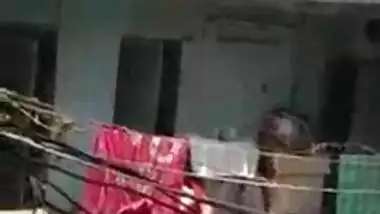 Voyeur sex video neighbor bhabhi washing pussy outdoors