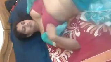 Deepa In Sari Masturbation.