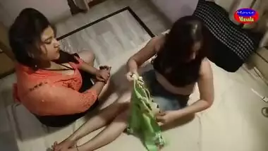 Desi Sex Blue Film Video Of Indian Lesbian Aunties Leaked!