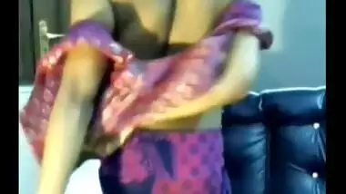 Bengali bhabhi home sex with hubby’s friend