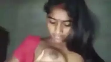 Sexy village girl sending her nudes to bf