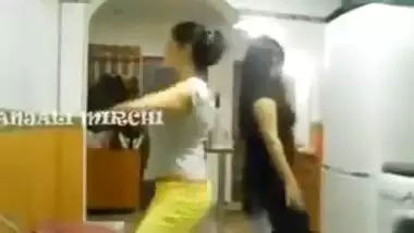 Indian Girls Sexy Dance