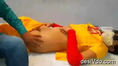 cute anandhi bhabhi in yellow salwar fucked & recorded