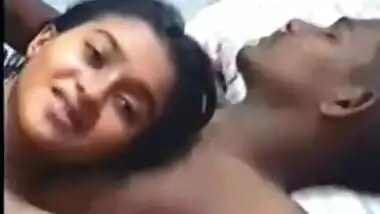 Amateur Indian desi college lovers do wild sexual fun in hostel