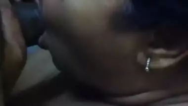 Hot Desi Bhabhi Nice Blowjob