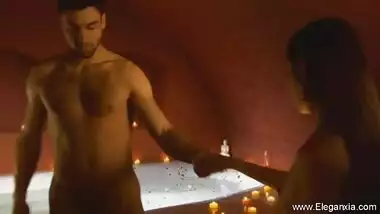 Incredibly Erotic Indian Massage In The Bath