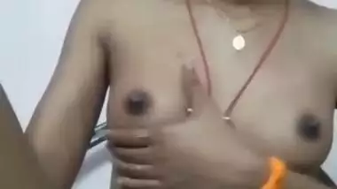 Sexy Teen Girl Nude finguring
