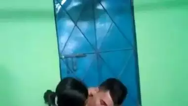 Desi village couple lagbe fucking clip