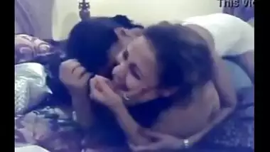 Indian xxx video of hostel girl lesbian sex on cam