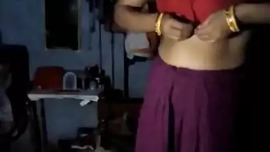 Bihari bhabhi nude show for lover