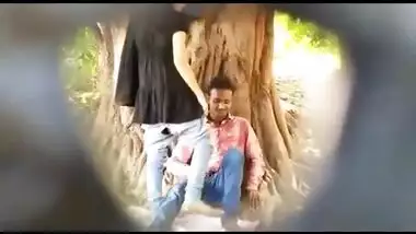 Kolkata College Lovers in Park Doing Quick Sex Mms