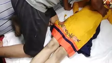 Indian Hot Bhabi Ki Chudai Yellow Sute Me Hindi Sex Video