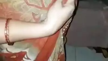 Desi Aunty Boobs Pressing By lover