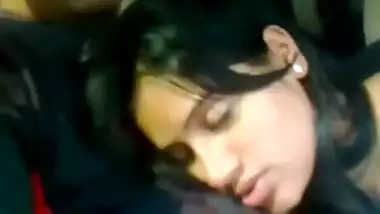 nri lady got sucked in car shez shy but do sucking like a sl