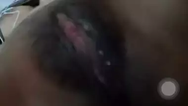 Tamil girl Showing Pussy