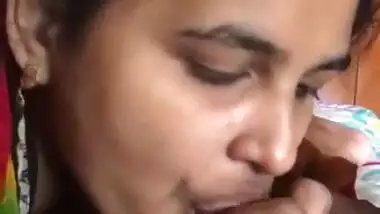 Indian couple blowjob and handjob