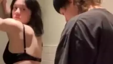 TEEN STRIPS NAKED IN STARBUCKS BATHROOM