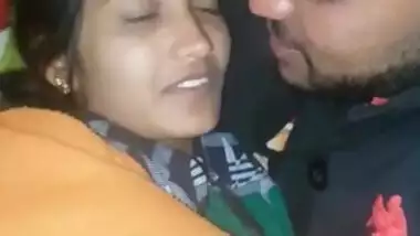 Cute College Girl Getting Cosy under the Blanket with Jaat Bf