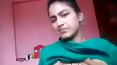 Desi GF Nude solo MMS video