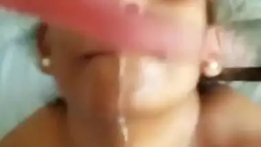 Today Exclusive- Horny Nri Girl Sucking Lover Dick