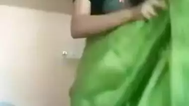 Today Exclusive- Sexy Telugu Girl Changing Her Cloths