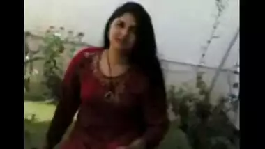 Indian hot porn mms of sexy chubby bhabhi with lover