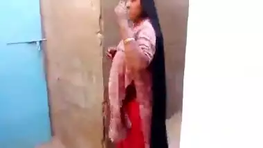 Muslim from kolkata showing boobs