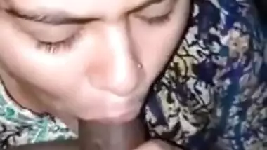 Today Exclusive-sexy Desi Wife Blowjob Part 2