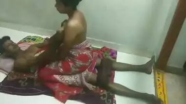 Desi Couple home porn video leaked online