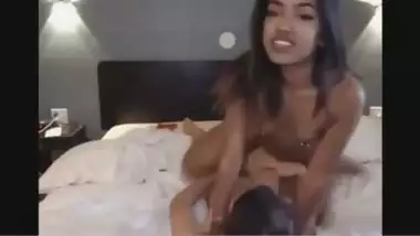 A Chennai girl gets fuck by a white guy in a Tamil sex video