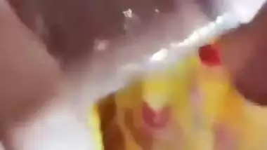 Indian porn of Sia bhabhi fucking her lover for gifts