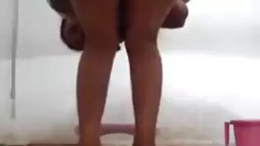 Horny Telugu Bhabhi Masturbating