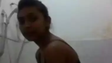 desi girl Selfie took while taking bath