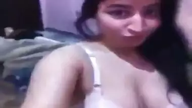 Desi babe nude show