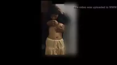 Gujarati girl stripped and sex mms leaked