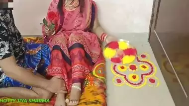 Desi Priya Ki Desi Chudai First Holi