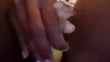 Horny Lankan Girl Masturbating