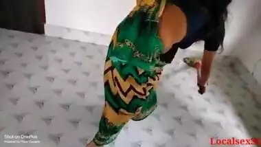 Green Saree indian Mature Sex In Fivester Hotel ( Official Video By Localsex31)