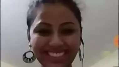 Desi GF cleavage in Video Call, Bare boobs wali !