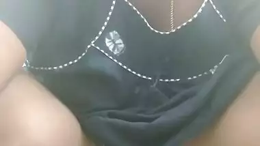 South indian wife showing her pissing pussy to hubby